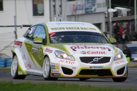 Først STCC, så STC og nu WTCC. Volvo er på vej frem